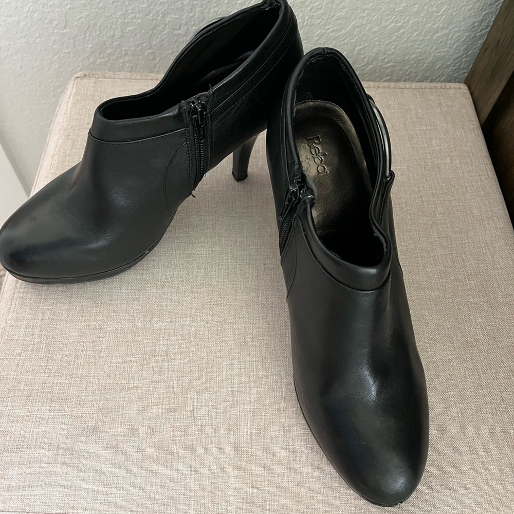 Reba ankle boots